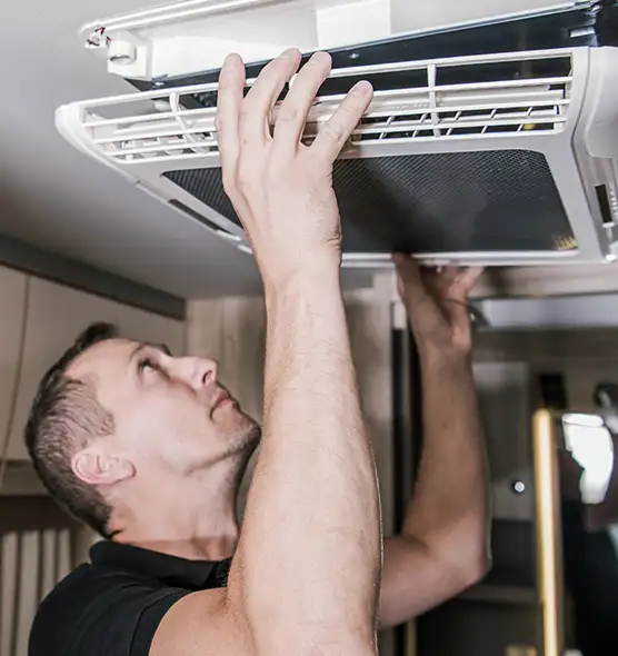  Professional Licensed And Insured Cleaners in Collinsville, IL